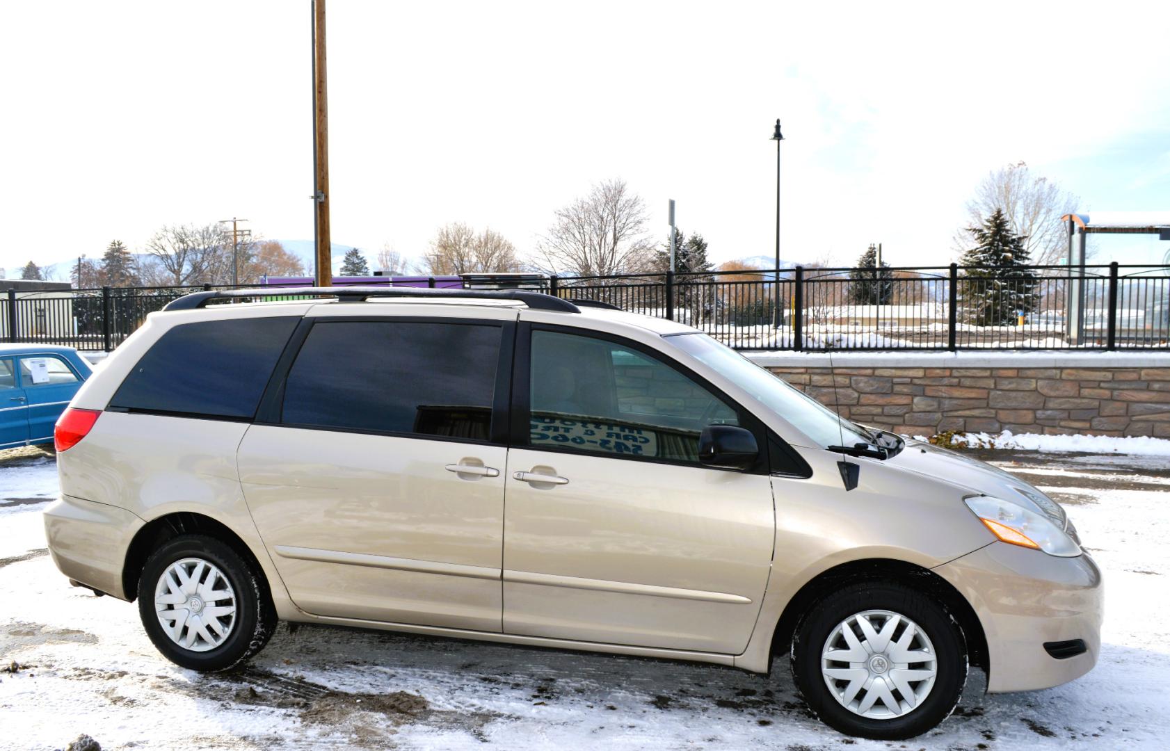 2008 Gold Toyota Sienna CE FWD 7-Passenger Seating (5TDZK23C18S) with an 3.5L V6 EFI DOHC 24V engine, 5-Speed Automatic Overdrive transmission, located at 450 N Russell, Missoula, MT, 59801, (406) 543-6600, 46.874496, -114.017433 - Great running 7 Passenger Van. Air Conditioning. Power Windows and Locks. One of the Sliding Doors is Powered. Dash is a little rough. - Photo#0