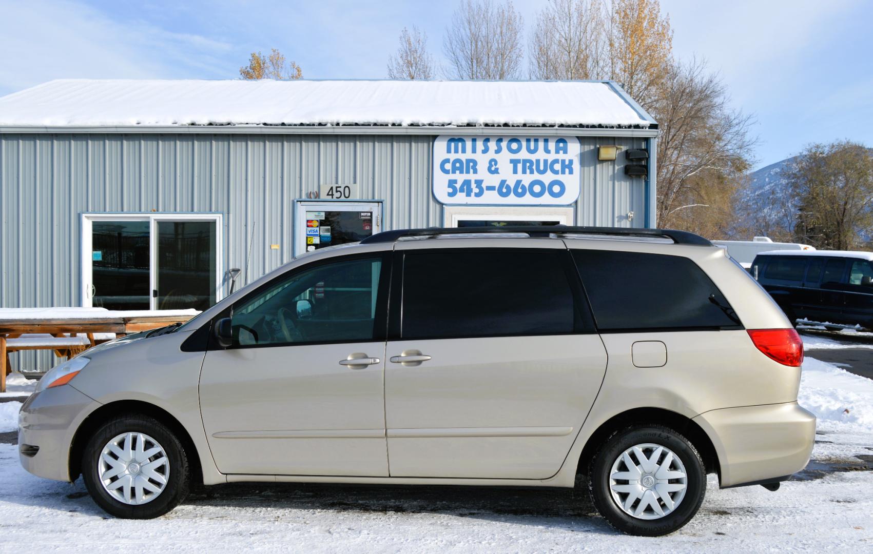 2008 Gold Toyota Sienna CE FWD 7-Passenger Seating (5TDZK23C18S) with an 3.5L V6 EFI DOHC 24V engine, 5-Speed Automatic Overdrive transmission, located at 450 N Russell, Missoula, MT, 59801, (406) 543-6600, 46.874496, -114.017433 - Great running 7 Passenger Van. Air Conditioning. Power Windows and Locks. One of the Sliding Doors is Powered. Dash is a little rough. - Photo#6