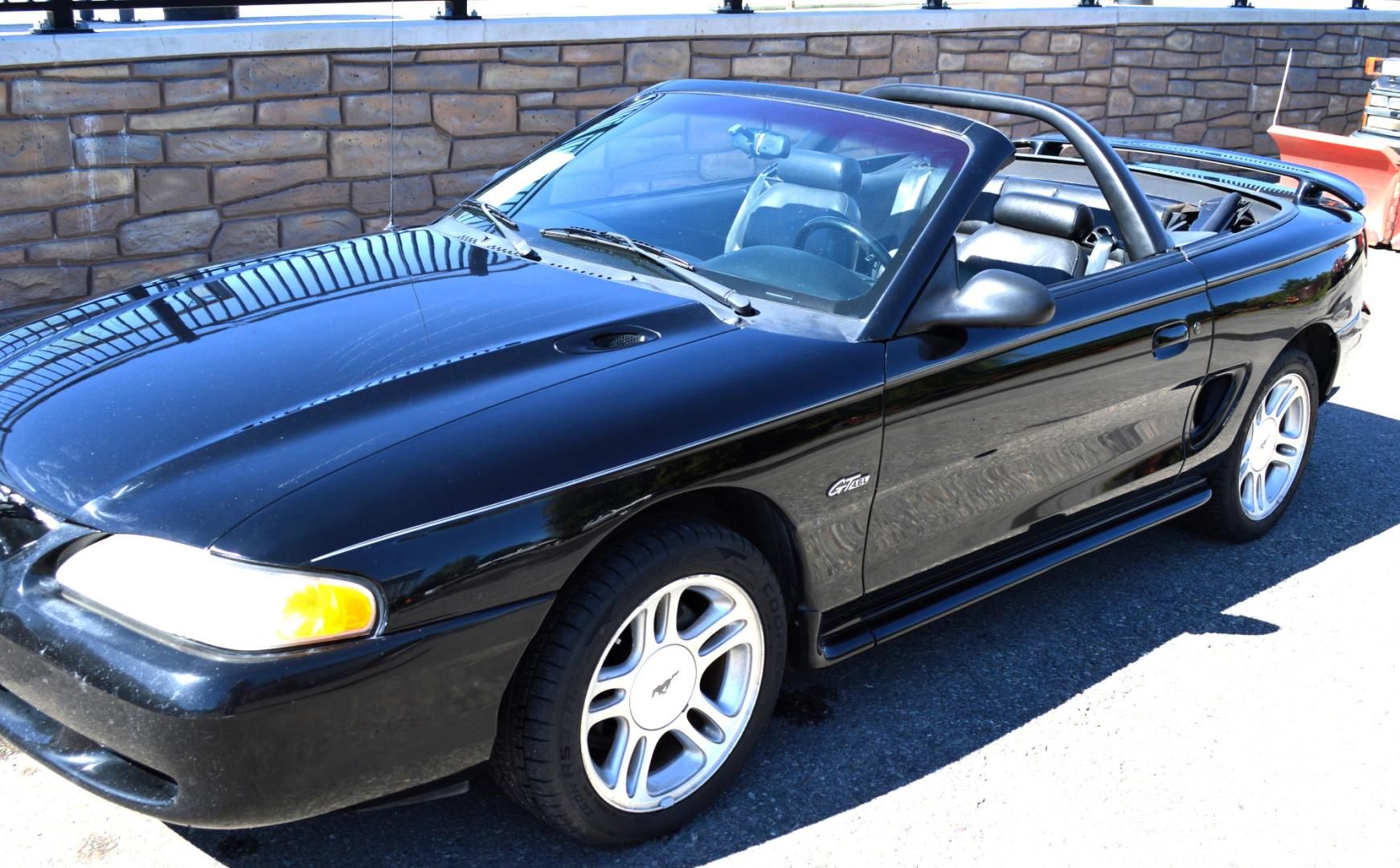 1998 Black Ford Mustang GT Convertible (1FAFP45X0WF) with an 4.6L V8 SOHC 16V engine, Automatic transmission, located at 450 N Russell, Missoula, MT, 59801, (406) 543-6600, 46.874496, -114.017433 - Photo#14