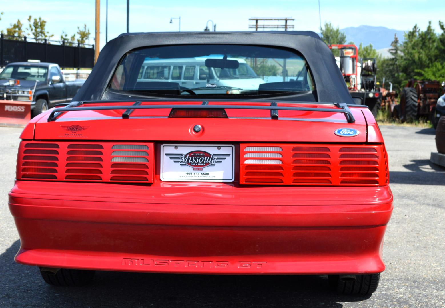 1991 Red /Black Ford Mustang GT convertible (1FACP45E3MF) with an 5.0L V8 OHV 16V engine, Automatic transmission, located at 450 N Russell, Missoula, MT, 59801, (406) 543-6600, 46.874496, -114.017433 - Nice little Convertible. Under 75K Original Miles. Power Windows. Air Conditioning. Lumbar Support. Cruise Control. AM/FM Cassette. Rear window needs resealed to the convertible top. This vehicle is more then 20 years old and is not eligible for lending through our finance companies. - Photo#9