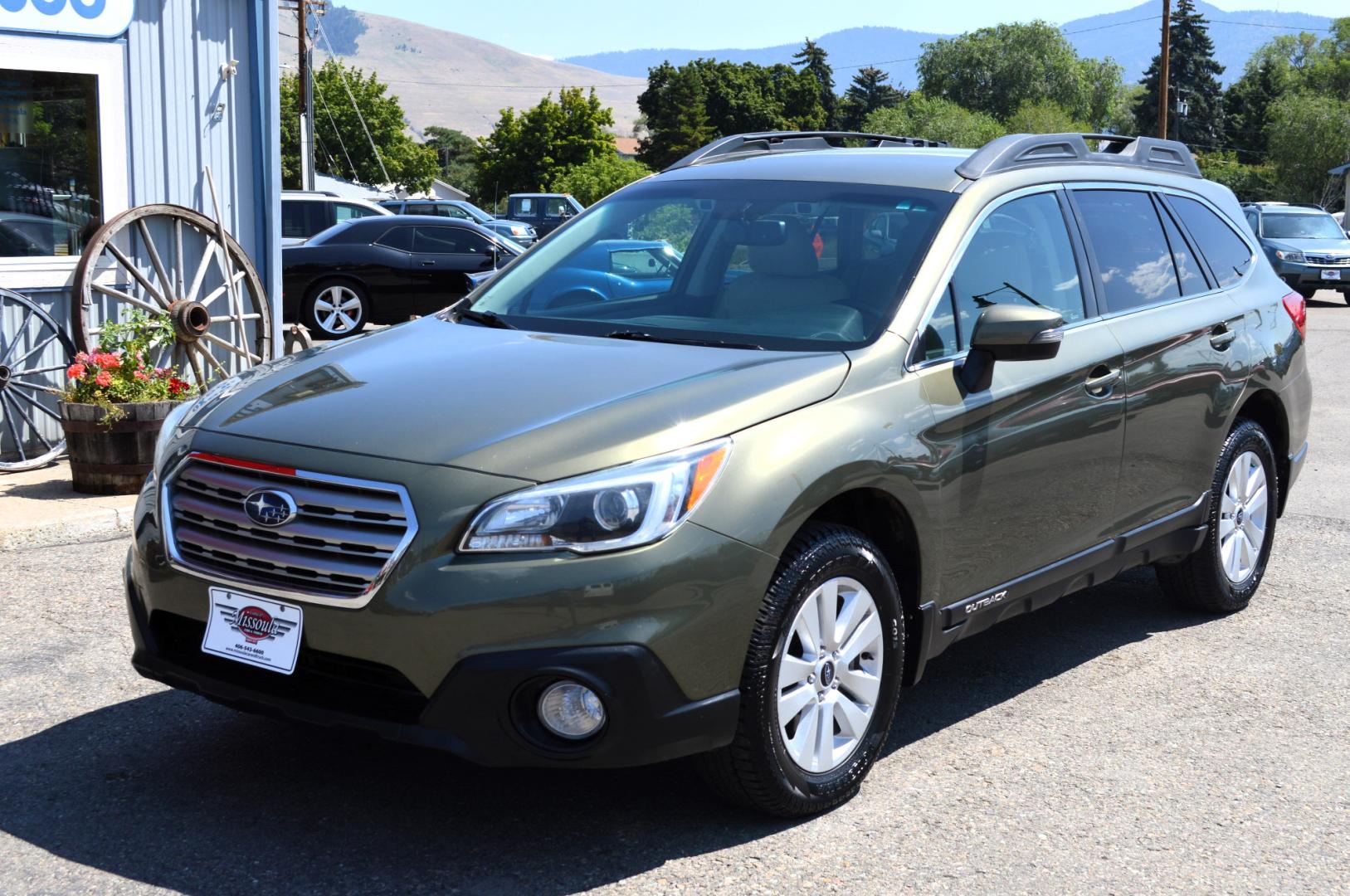 2015 Green /White Subaru Outback 2.5i Premium (4S4BSAFC5F3) with an 2.5L H4 DOHC 16V engine, 6-Speed Automatic transmission, located at 450 N Russell, Missoula, MT, 59801, (406) 543-6600, 46.874496, -114.017433 - Photo#1