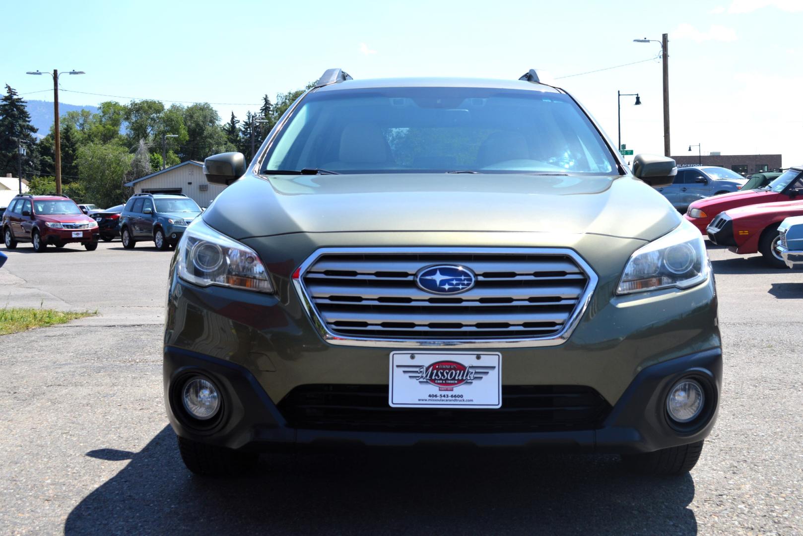 2015 Green /White Subaru Outback 2.5i Premium (4S4BSAFC5F3) with an 2.5L H4 DOHC 16V engine, 6-Speed Automatic transmission, located at 450 N Russell, Missoula, MT, 59801, (406) 543-6600, 46.874496, -114.017433 - Photo#2