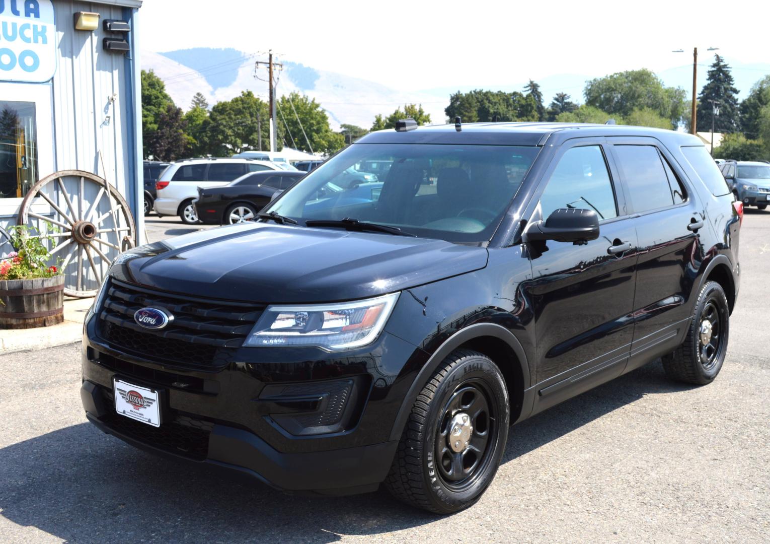 2016 Black Ford Explorer Police 4WD (1FM5K8AR7GG) with an 3.7L V6 DOHC 24V engine, 6-Speed Automatic transmission, located at 450 N Russell, Missoula, MT, 59801, (406) 543-6600, 46.874496, -114.017433 - AWD Former Law Enforcement SUV. Tons of Power. Automatic. Air. Cruise. Tilt. Power Windows. Power Drivers Seat. AM FM CD. Bluetooth - Photo#2