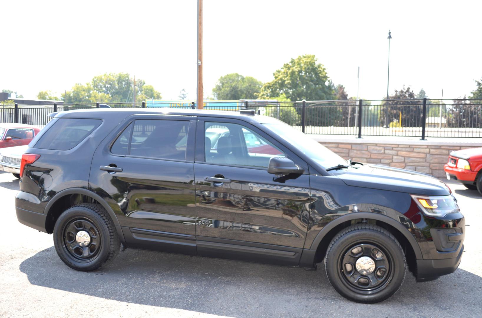 2016 Black Ford Explorer Police 4WD (1FM5K8AR7GG) with an 3.7L V6 DOHC 24V engine, 6-Speed Automatic transmission, located at 450 N Russell, Missoula, MT, 59801, (406) 543-6600, 46.874496, -114.017433 - AWD Former Law Enforcement SUV. Tons of Power. Automatic. Air. Cruise. Tilt. Power Windows. Power Drivers Seat. AM FM CD. Bluetooth - Photo#5