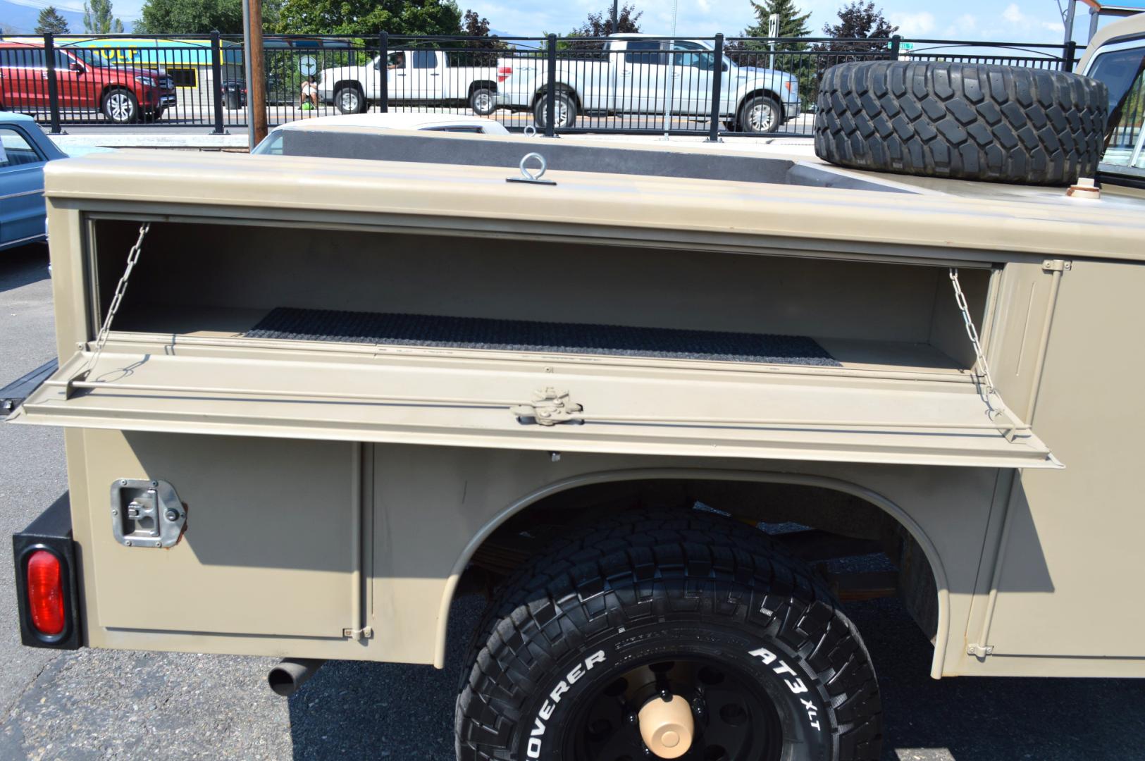 1975 Tan Ford F-100 F100 Ranger XLT (F11YRW21236) with an 390 engine, Automatic transmission, located at 450 N Russell, Missoula, MT, 59801, (406) 543-6600, 46.874496, -114.017433 - Such a Nice Truck. 13,000 Lb Winch. Utility Box. External Fuel Tank. Custom Headliner. AM FM CD Player. 460 Engine. Automatic Transmission. Warn Hubs. - Photo#10