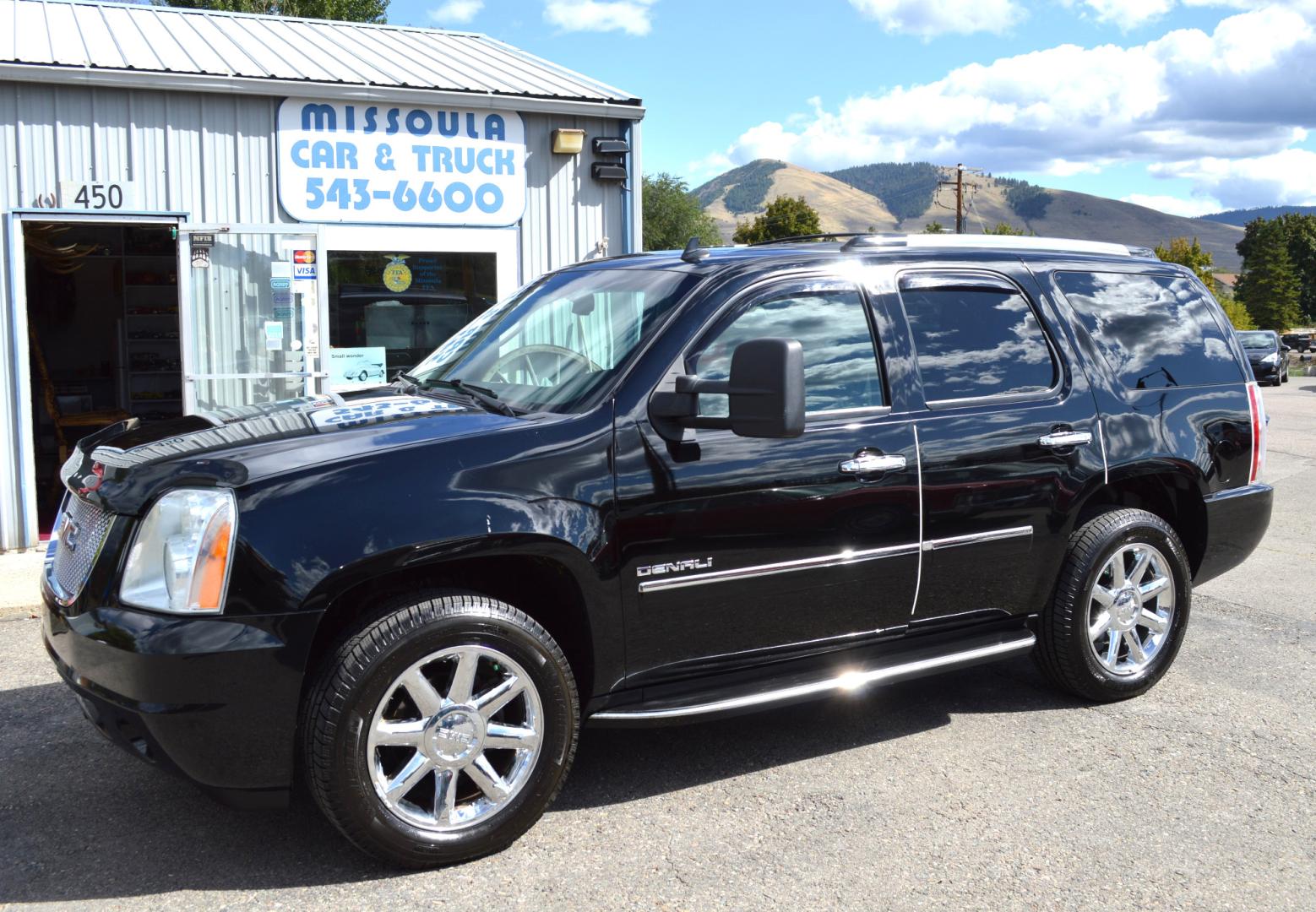 2013 Black /Black GMC Yukon Denali 4WD (1GKS2EEF6DR) with an 6.2L V8 OHV 16V engine, 6-Speed Automatic transmission, located at 450 N Russell, Missoula, MT, 59801, (406) 543-6600, 46.874496, -114.017433 - Excellent Condition SUV. Leather Heated Power Seats. Rear Bucket Seats. 3rd Row Seating. Power Sunroof. Rear Entertainment. Rear Climate Control. Like New Michelin Tires - Photo#0