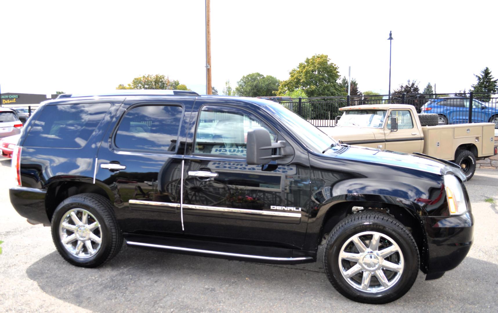 2013 Black /Black GMC Yukon Denali 4WD (1GKS2EEF6DR) with an 6.2L V8 OHV 16V engine, 6-Speed Automatic transmission, located at 450 N Russell, Missoula, MT, 59801, (406) 543-6600, 46.874496, -114.017433 - Excellent Condition SUV. Leather Heated Power Seats. Rear Bucket Seats. 3rd Row Seating. Power Sunroof. Rear Entertainment. Rear Climate Control. Like New Michelin Tires - Photo#1