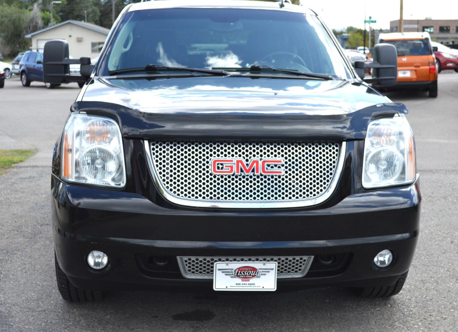 2013 Black /Black GMC Yukon Denali 4WD (1GKS2EEF6DR) with an 6.2L V8 OHV 16V engine, 6-Speed Automatic transmission, located at 450 N Russell, Missoula, MT, 59801, (406) 543-6600, 46.874496, -114.017433 - Excellent Condition SUV. Leather Heated Power Seats. Rear Bucket Seats. 3rd Row Seating. Power Sunroof. Rear Entertainment. Rear Climate Control. Like New Michelin Tires - Photo#3