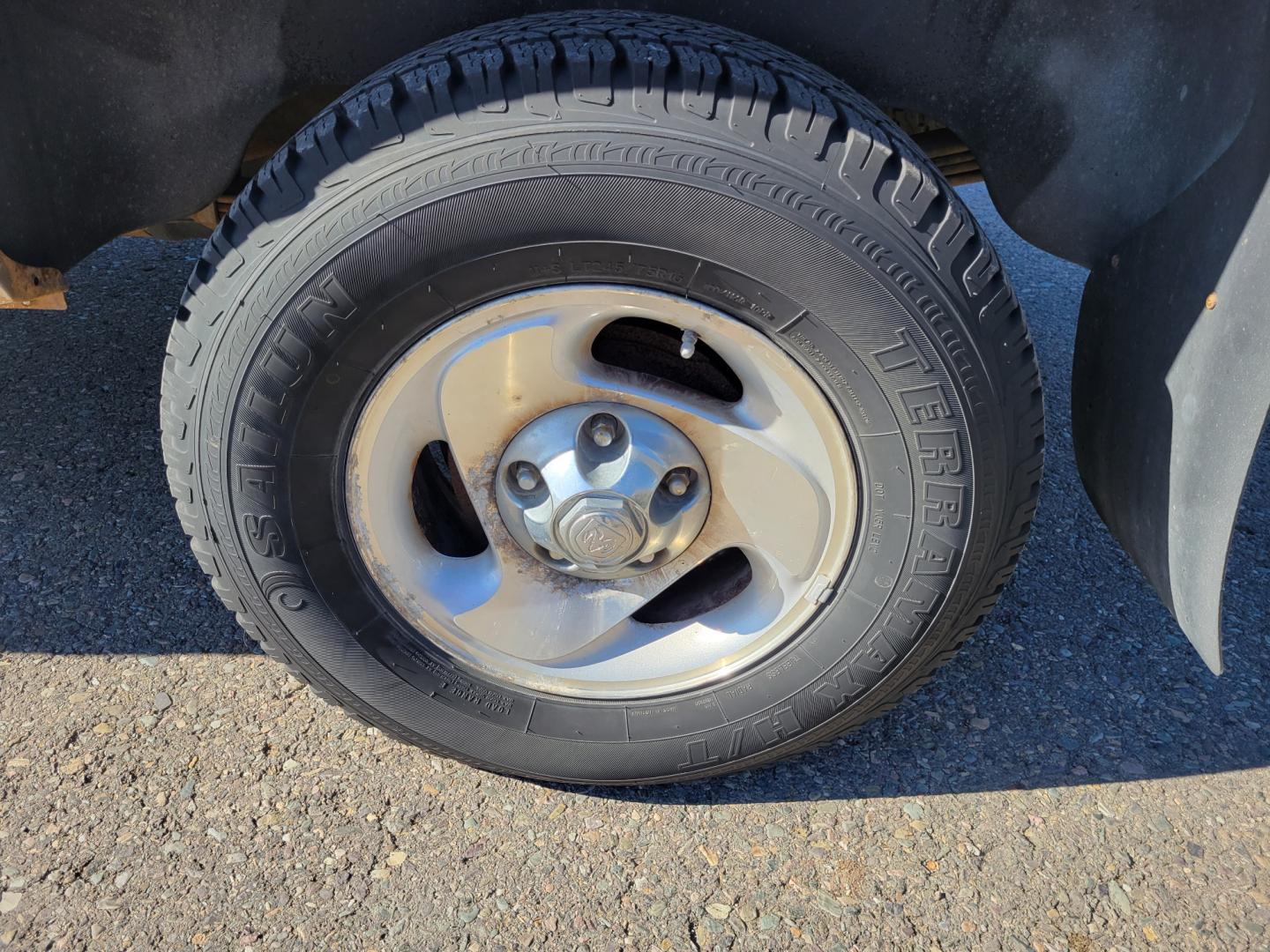 1996 White Dodge Ram 1500 Reg. Cab 8-ft. Bed 4WD (1B7HF16Y2TS) with an 5.2L V8 OHV 16V engine, 5 Speed Manual transmission, located at 450 N Russell, Missoula, MT, 59801, (406) 543-6600, 46.874496, -114.017433 - 5 Speed Manual Transmission. 4 Wheel Drive. Air. Cruise. Tilt. Power Windows and Locks. This vehicle is more then 20 years old and is not eligible for lending through our finance companies. - Photo#15