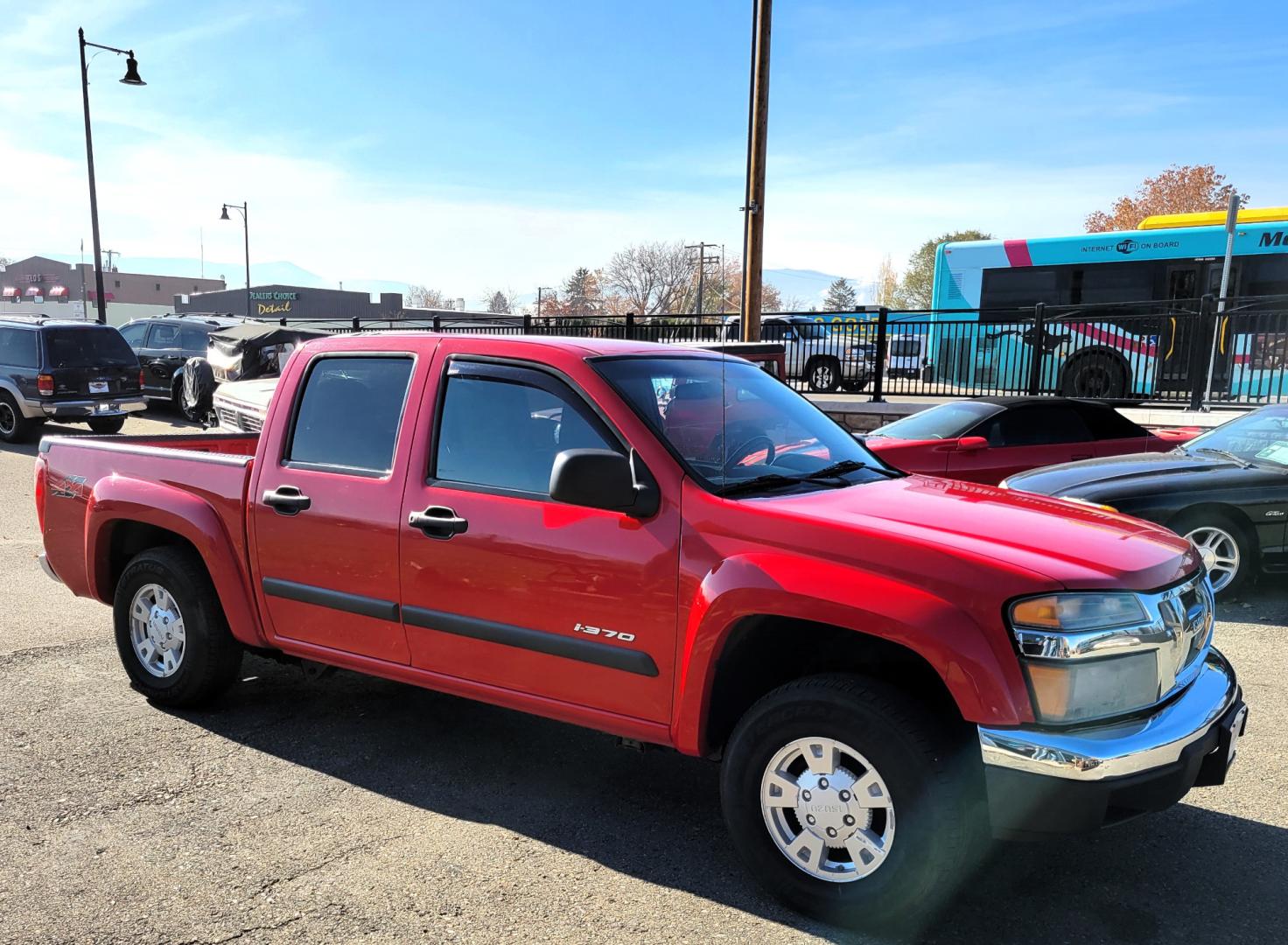 2007 Red /Black Isuzu Truck i-370 Crew Cab LS 4WD (1GGDT13E678) with an 3.7L L5 DOHC 20V engine, 4-Speed Automatic transmission, located at 450 N Russell, Missoula, MT, 59801, (406) 543-6600, 46.874496, -114.017433 - Nice little pickup. 4 Wheel Drive. Automatic Transmission. Air. cruise. Tilt. Power Windows and Locks. Does have an ABS Light on, - Photo#6