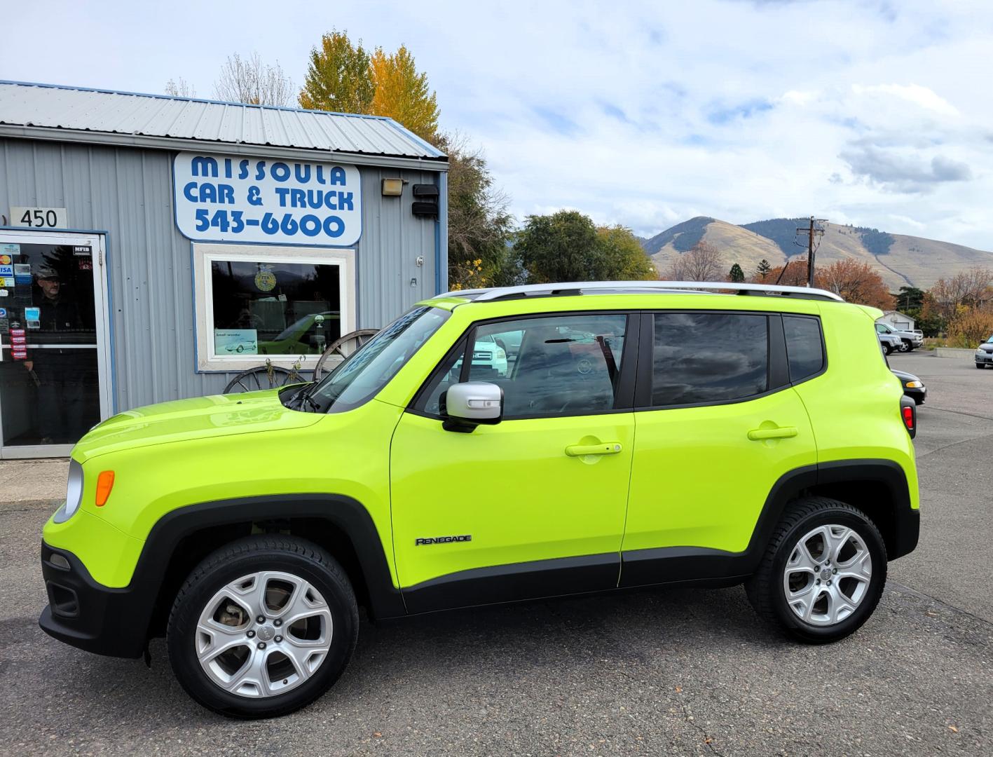 2017 Hyper Green /Black Jeep Renegade Limited 4WD (ZACCJBDB9HP) with an 2.4L L4 DOHC 16V engine, 9A transmission, located at 450 N Russell, Missoula, MT, 59801, (406) 543-6600, 46.874496, -114.017433 - 4 Wheel Drive. Automatic Transmission. Heated Leather Seats. Power Drivers Seat. Power Moon Roof. Air. Cruise. Tilt. Navigation. AM FM XM. Power Windows and Locks. Heated Steering Wheel. - Photo#0