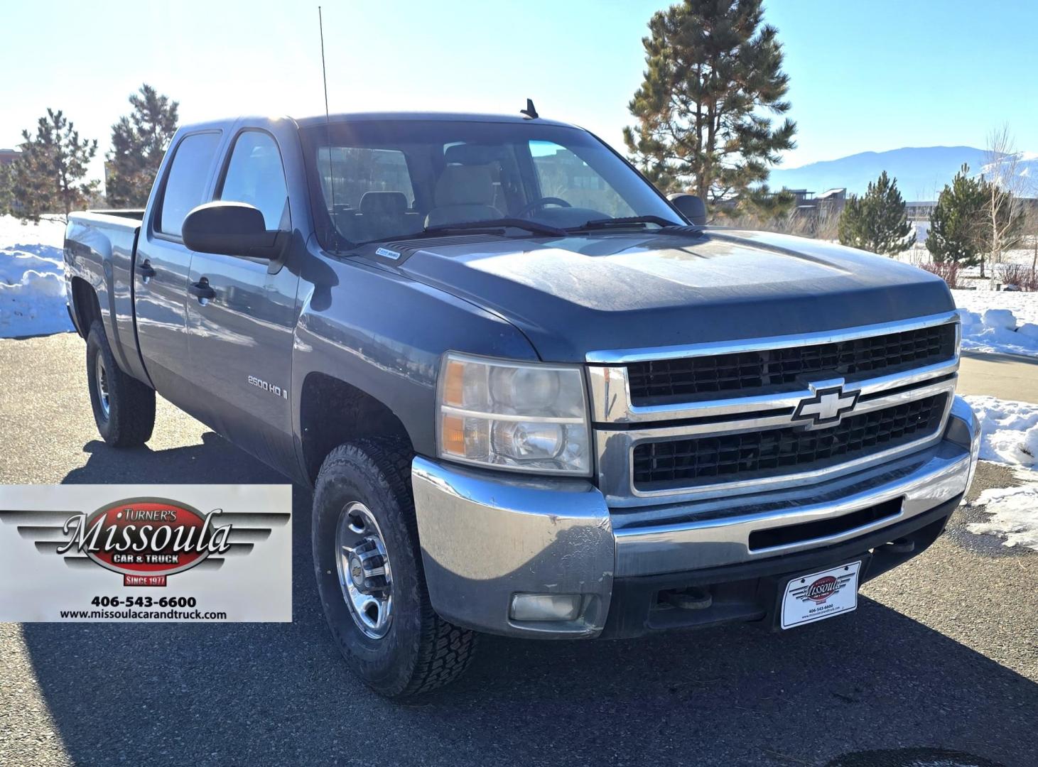 2008 Blue /Tan Chevrolet Silverado 2500HD LT (1GCHK23628F) with an 6.6L engine, 5 Speed Automatic transmission, located at 450 N Russell, Missoula, MT, 59801, (406) 543-6600, 46.874496, -114.017433 - 6.6 Duramax Diesel. Automatic Transmission. 4WD. New Tires. AM FM CD. Power drivers Seat. Air Cruise Tilt. - Photo#3