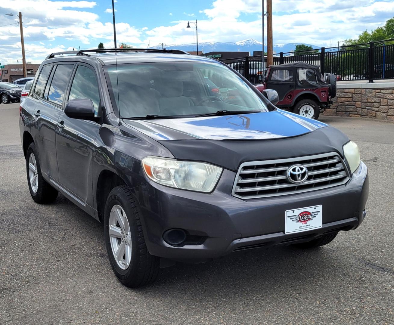 2008 Grey /Tan Toyota Highlander (JTEES41A782) with an 3.5L V6 engine, 5 Speed Automatic transmission, located at 450 N Russell, Missoula, MT, 59801, (406) 543-6600, 46.874496, -114.017433 - 3.5L V6 Engine. 4 Wheel Drive. 5 Speed Automatic Transmission. 3rd Row Seating. Power Windows and Locks. Air. Cruise. Tilt. AM FM CD Player - Photo#1