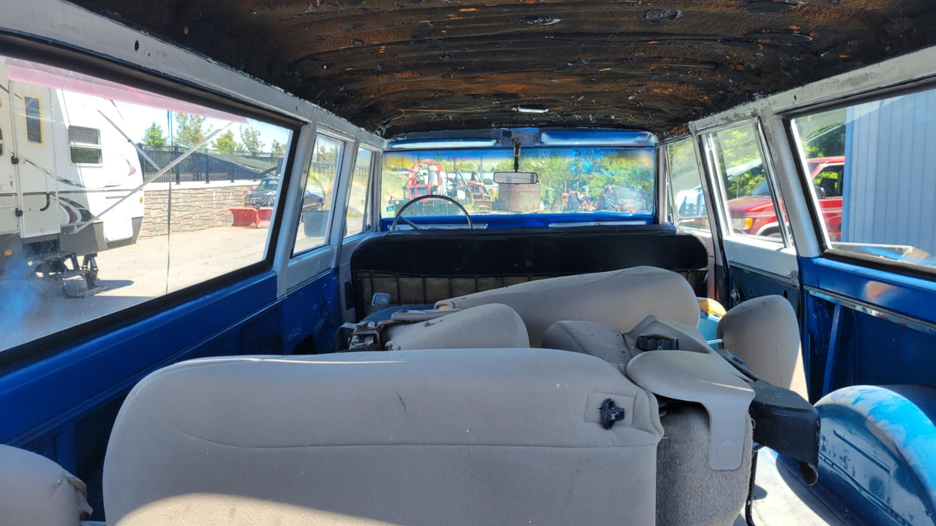 1968 Blue /Brown GMC Suburban (KE10LZB1477) with an 350 V8 engine, 4 Speed Manual transmission, located at 450 N Russell, Missoula, MT, 59801, (406) 543-6600, 46.874496, -114.017433 - RARE 3 Door Suburban 4WD. Project Vehicle. Runs and Drives well. Body and Interior are rough. 350 V8. 4 Speed manual Transmission. Financing is NOT available on this vehicle. - Photo#8