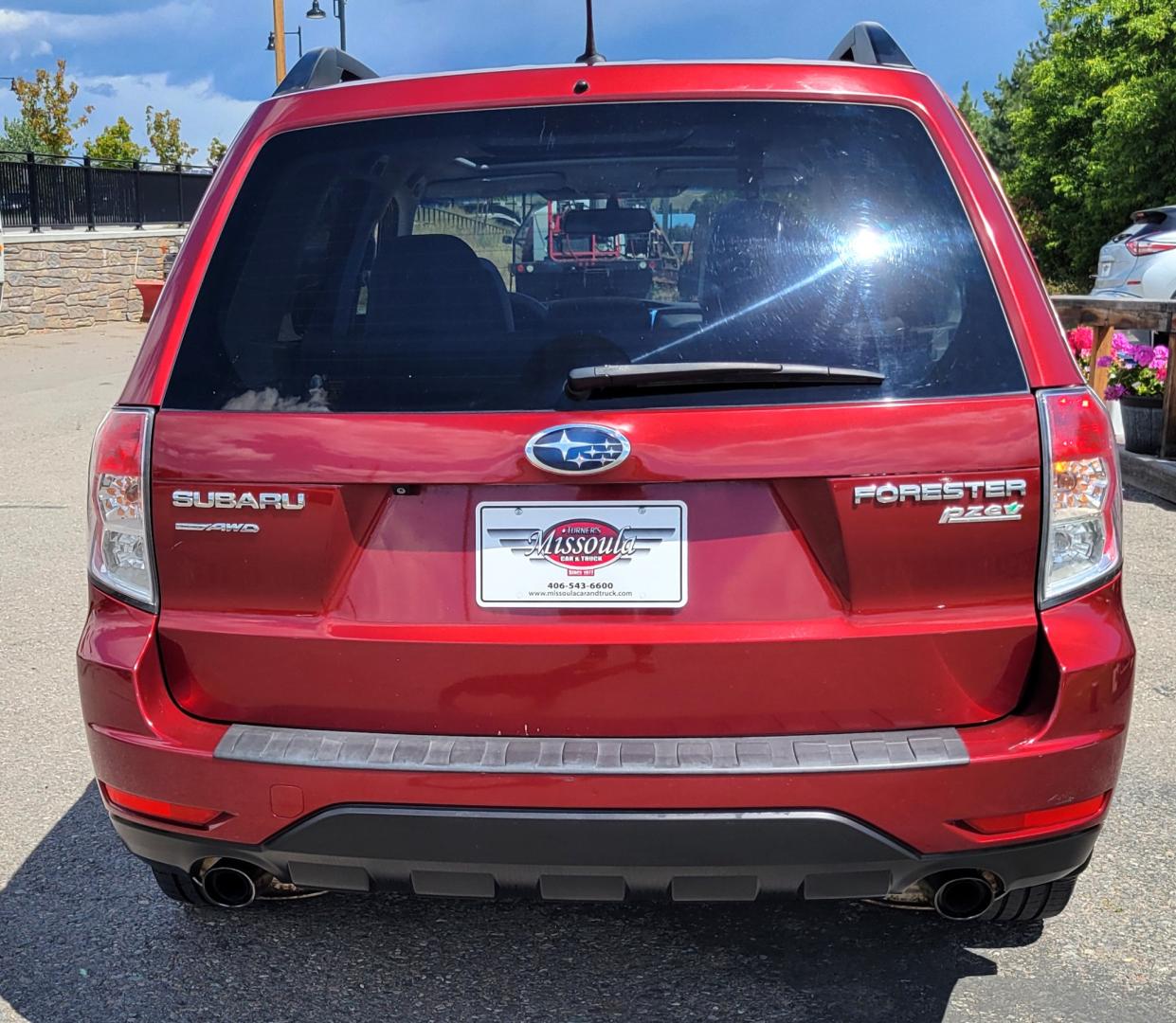 2012 Red /Tan Subaru Forester 2.5X Limited (JF2SHAECXCH) with an 2.5L H4 engine, 4 Speed Auto transmission, located at 450 N Russell, Missoula, MT, 59801, (406) 543-6600, 46.874496, -114.017433 - All Wheel Drive. 2.5L H4 Engine. 4 Speed manual Transmission. Huge Power Sunroof. Air. Cruise. Tilt. Heated Seats. Bluetooth. AM FM XM CD. Backup Camera. Runs Great!Timing Chain not Timing Belt. - Photo#6