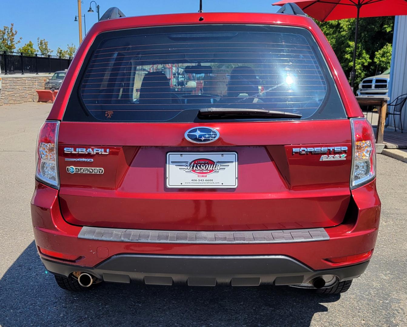 2012 Red /White Subaru Forester 2.5X (JF2SHABC3CH) with an 2.5L H4 engine, 4 Speed Auto transmission, located at 450 N Russell, Missoula, MT, 59801, (406) 543-6600, 46.874496, -114.017433 - Photo#6