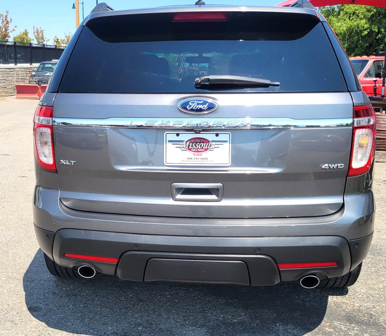 2013 Grey /Black Ford Explorer XLT (1FM5K8D87DG) with an 3.5L v6 engine, 6 Speed Auto transmission, located at 450 N Russell, Missoula, MT, 59801, (406) 543-6600, 46.874496, -114.017433 - Beautiful Metallic Gray 4WD. 3.5L V6. 6 Speed Automatic Transmission. Navigation. Bluetooth. Front and Rear AC. Cruise Control. Power Windows and Locks. 3rd Row Seating. Heated Seats. Power Front Seats. Leather. - Photo#6