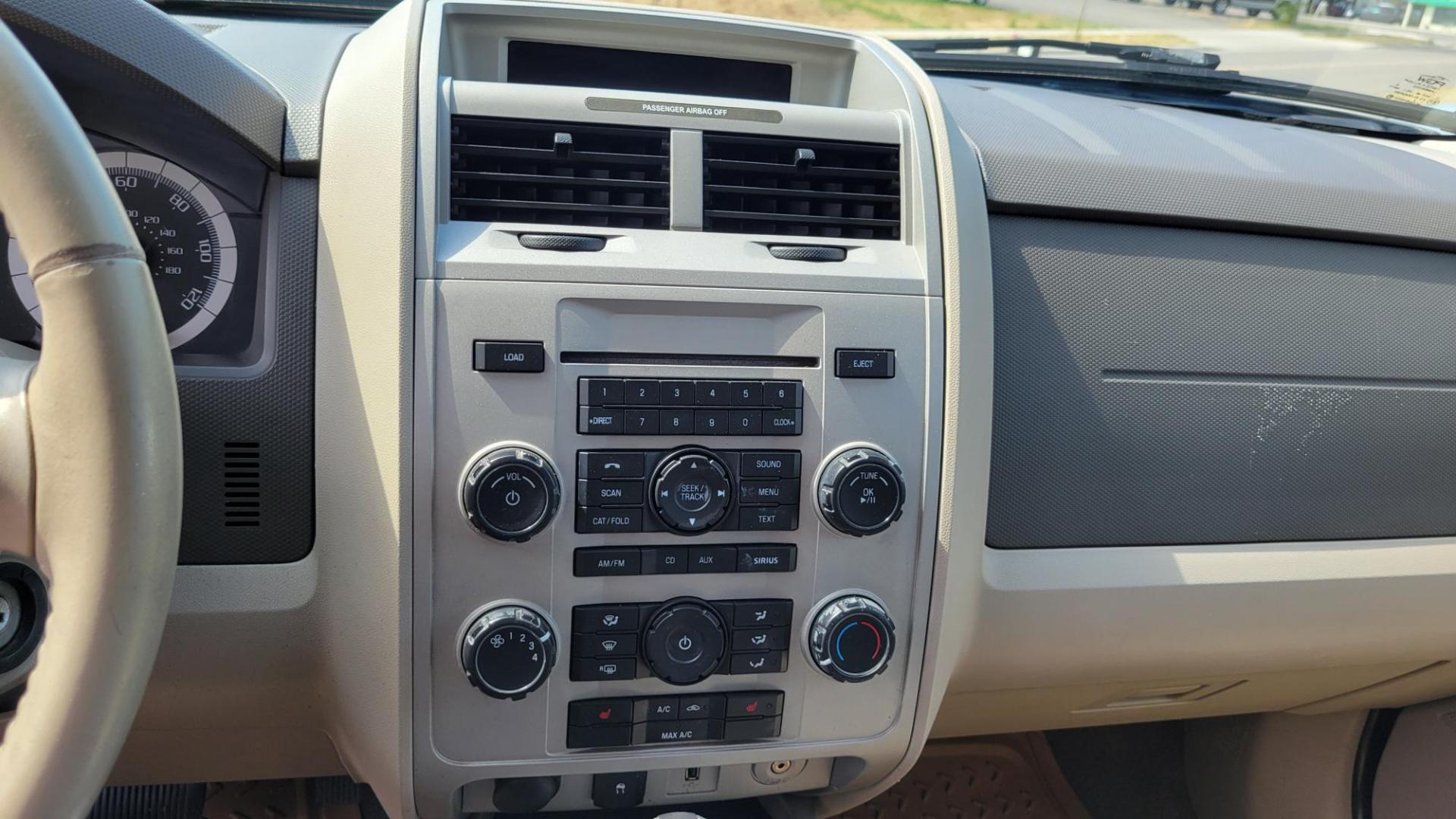 2009 Grey /White Ford Escape XLT 4WD I4 (1FMCU93709K) with an 2.5L L4 DOHC 16V engine, 4-Speed Automatic transmission, located at 450 N Russell, Missoula, MT, 59801, (406) 543-6600, 46.874496, -114.017433 - Photo#13