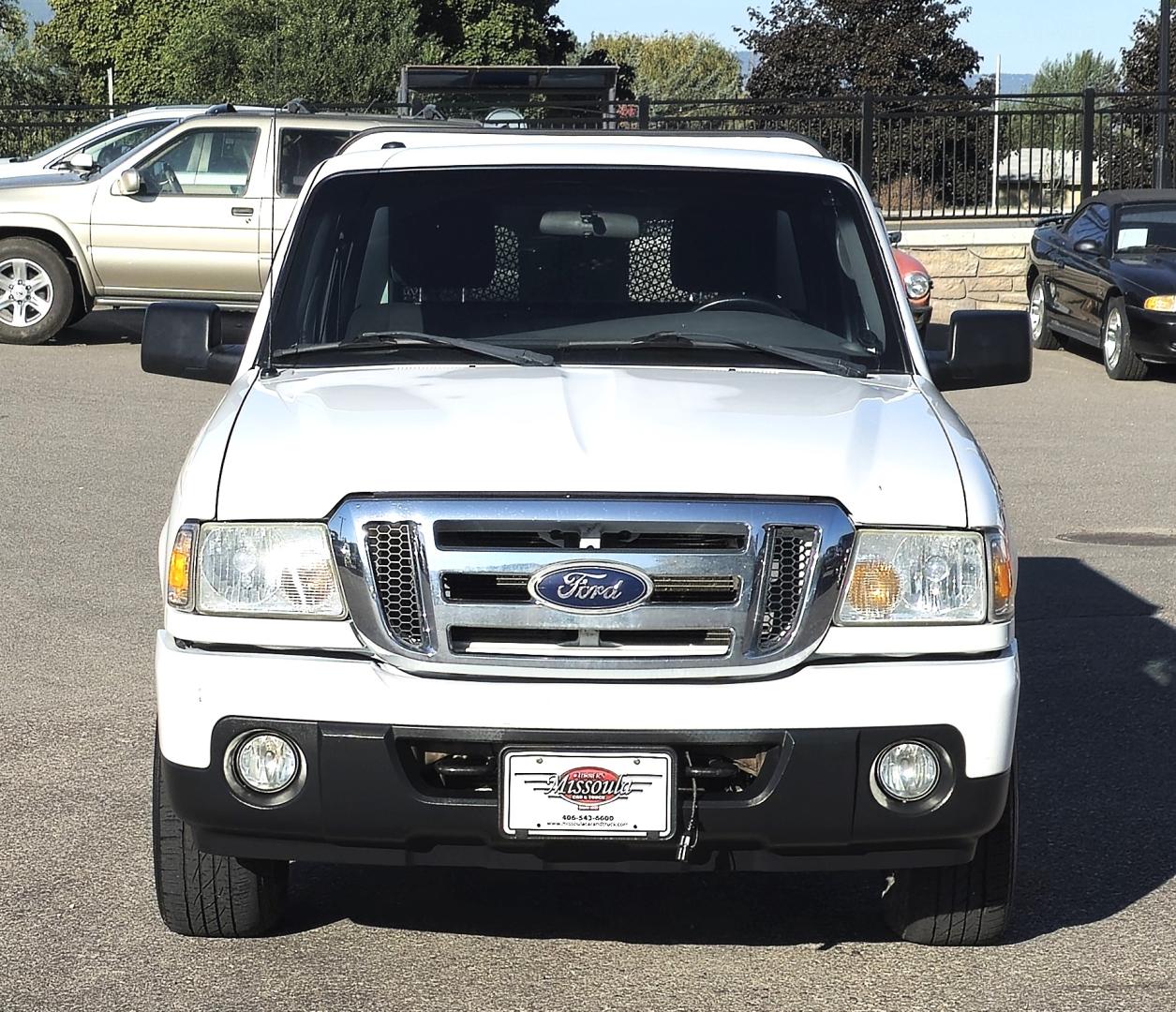 2011 White /Black Ford Ranger XLT SuperCab 4-Door 4WD (1FTLR4FE5BP) with an 4.0L V6 SOHC 12V engine, Automatic transmission, located at 450 N Russell, Missoula, MT, 59801, (406) 543-6600, 46.874496, -114.017433 - Photo#9