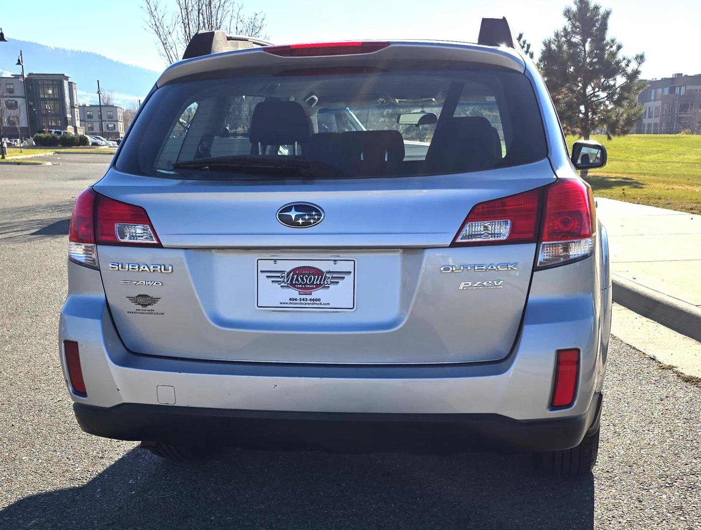 2013 Silver /Black Subaru Outback 2.5i (4S4BRBAC5D3) with an 2.5L H4 DOHC 16V engine, Automatic transmission, located at 450 N Russell, Missoula, MT, 59801, (406) 543-6600, 46.874496, -114.017433 - Super Clean All Whee Drive Outback. 2.5I H4 Engine. Automatic Transmission. Air Cruise. Tilt. Nice Cooper All Season Radials. AM FM Sat CD. Clean Carfax and Title. - Photo#4