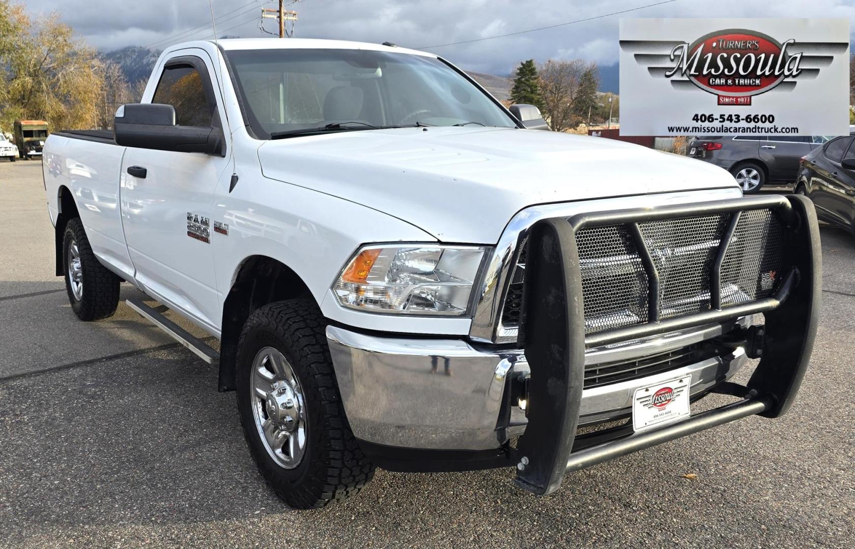 2015 White /Black RAM 2500 Tradesman Regular Cab 4WD (3C6MR5AJ5FG) with an 6.4L V8 engine, 6-Speed Automatic transmission, located at 450 N Russell, Missoula, MT, 59801, (406) 543-6600, 46.874496, -114.017433 - Photo#3