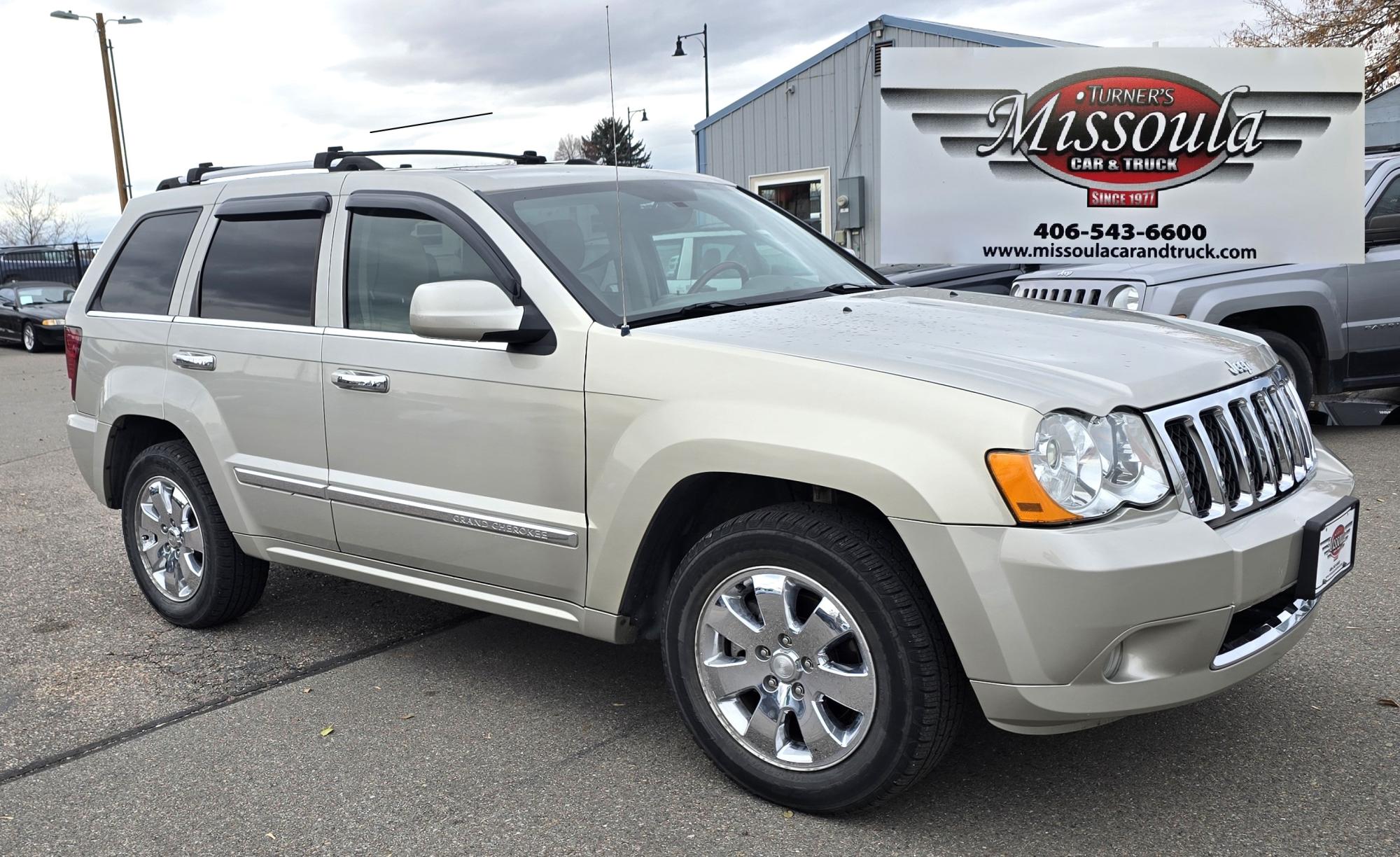 photo of 2009 Jeep Grand Cherokee Overland 4WD HEMI