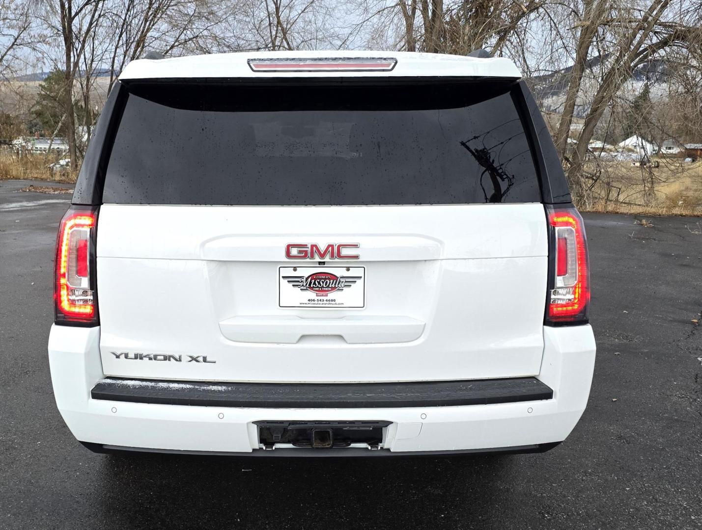 2015 White /Black GMC Yukon XL SLE 1/2 Ton 4WD (1GKS2GEC8FR) with an 5.3L V8 OHV 16V engine, 6-Speed Automatic transmission, located at 450 N Russell, Missoula, MT, 59801, (406) 543-6600, 46.874496, -114.017433 - Very Clean, Great Running Yukon XL 4WD. 5.3L V8. 3rd Row Seating. Power front Seat. Bluetooth Audio and Phone. AM FM XM. Touch Screen. Backup Camera. Front and Rear Climate Control. Running Boards. Towing. Remote Start. - Photo#7