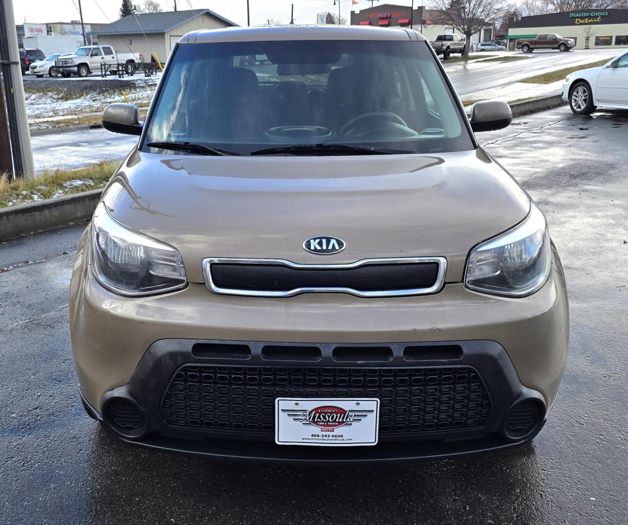 2015 Brown /Black Kia Soul Base (KNDJN2A26F7) with an 1.6L L4 DOHC 16V engine, Automatic transmission, located at 450 N Russell, Missoula, MT, 59801, (406) 543-6600, 46.874496, -114.017433 - High Miles but Runs Amazing. 1.6L I4 Engine. Automatic Transmission. FWD. Air. Cruise. Tilt. AM FM CD. Bluetooth Audio and Phone. Steering Wheel Controls. Very Clean. Because of the miles, we do not offer financing on this vehicle. - Photo#6