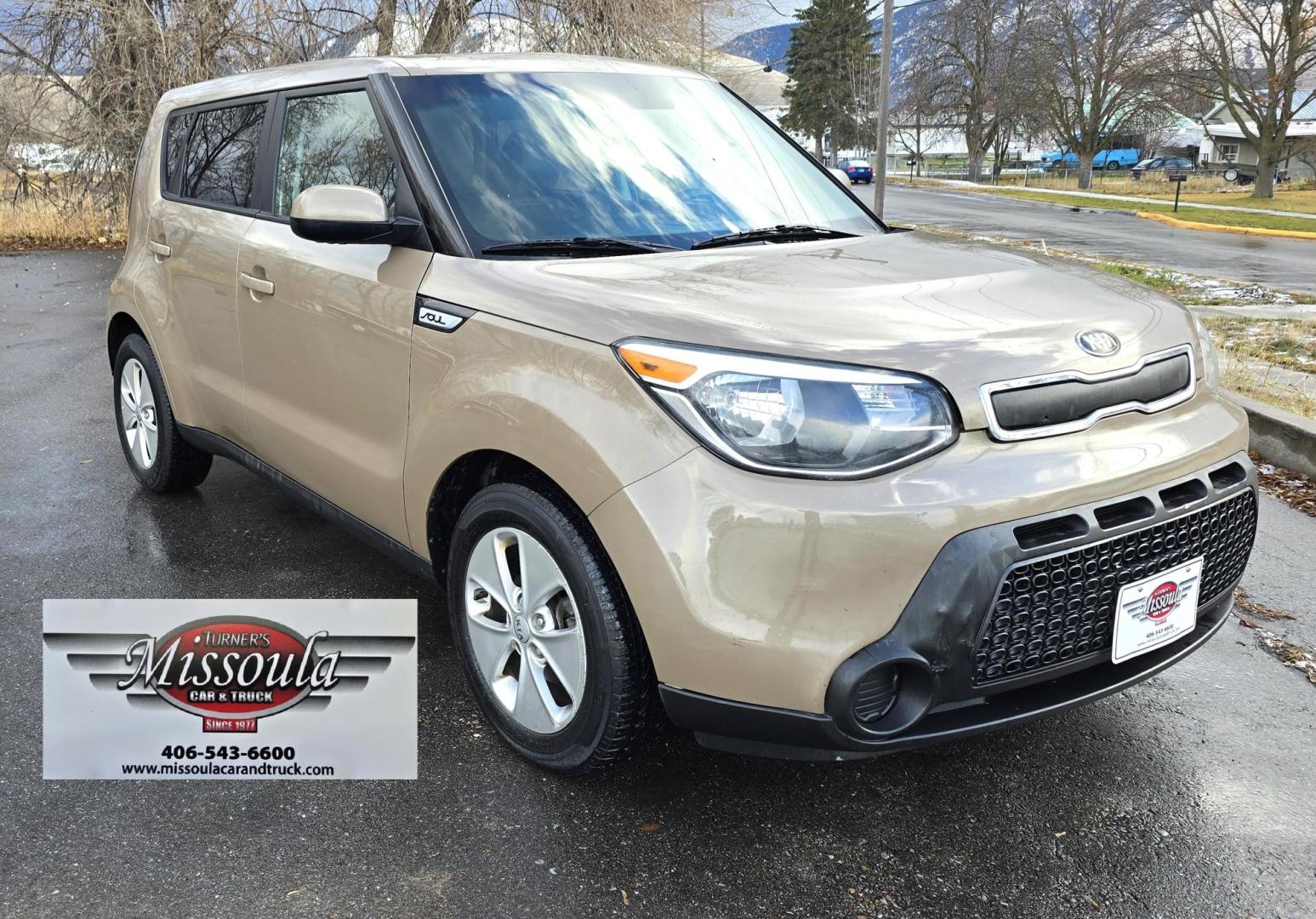 2015 Brown /Black Kia Soul Base (KNDJN2A26F7) with an 1.6L L4 DOHC 16V engine, Automatic transmission, located at 450 N Russell, Missoula, MT, 59801, (406) 543-6600, 46.874496, -114.017433 - High Miles but Runs Amazing. 1.6L I4 Engine. Automatic Transmission. FWD. Air. Cruise. Tilt. AM FM CD. Bluetooth Audio and Phone. Steering Wheel Controls. Very Clean. Because of the miles, we do not offer financing on this vehicle. - Photo#8