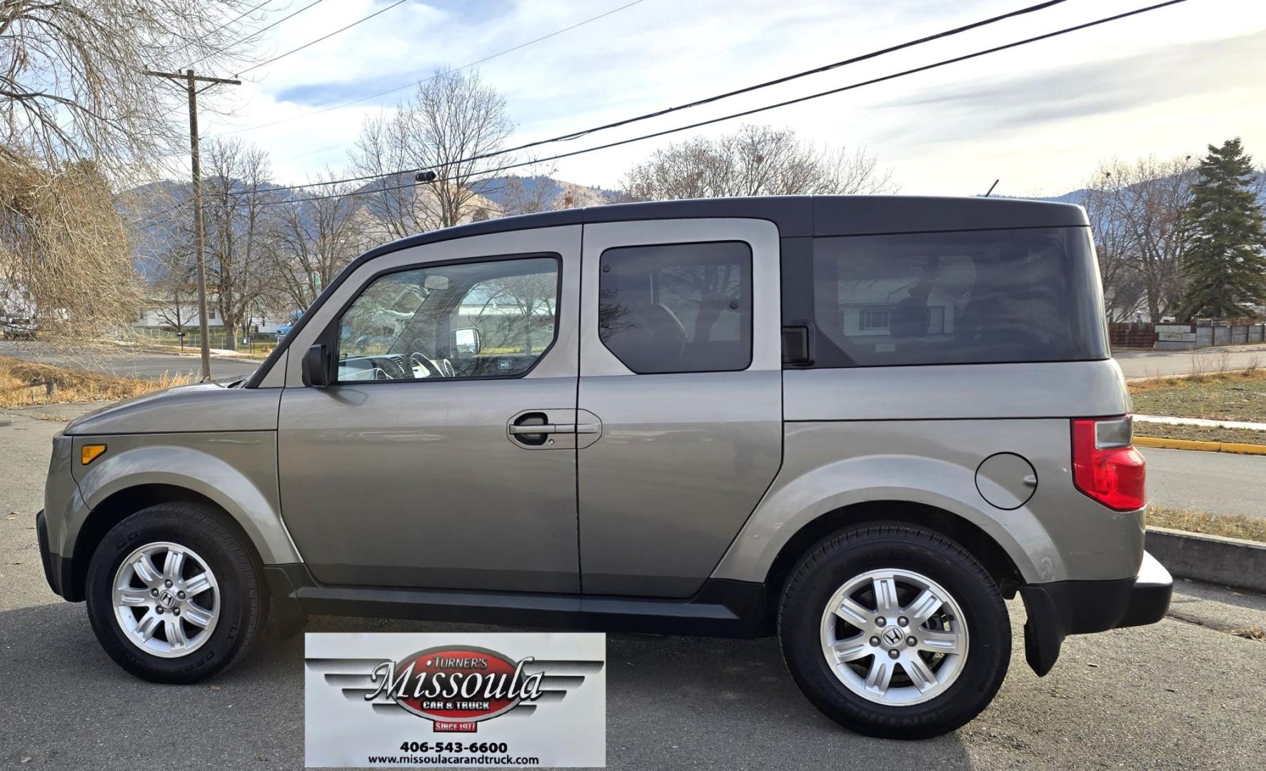 2007 Silver /Tan Honda Element EX 4WD AT (5J6YH28747L) with an 2.4L L4 DOHC 16V engine, 5-Speed Automatic Overdrive transmission, located at 450 N Russell, Missoula, MT, 59801, (406) 543-6600, 46.874496, -114.017433 - Incredibly Nice One Owner AWD Element. Good miles for it's age. These are becoming very hard to find. 2.4L I4 Engine. Automatic Transmission. Air. Cruise. Tilt. AM FM XM CD Player. - Photo#0