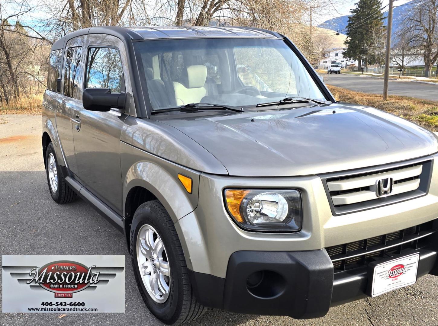 2007 Silver /Tan Honda Element EX 4WD AT (5J6YH28747L) with an 2.4L L4 DOHC 16V engine, 5-Speed Automatic Overdrive transmission, located at 450 N Russell, Missoula, MT, 59801, (406) 543-6600, 46.874496, -114.017433 - Incredibly Nice One Owner AWD Element. Good miles for it's age. These are becoming very hard to find. 2.4L I4 Engine. Automatic Transmission. Air. Cruise. Tilt. AM FM XM CD Player. - Photo#5