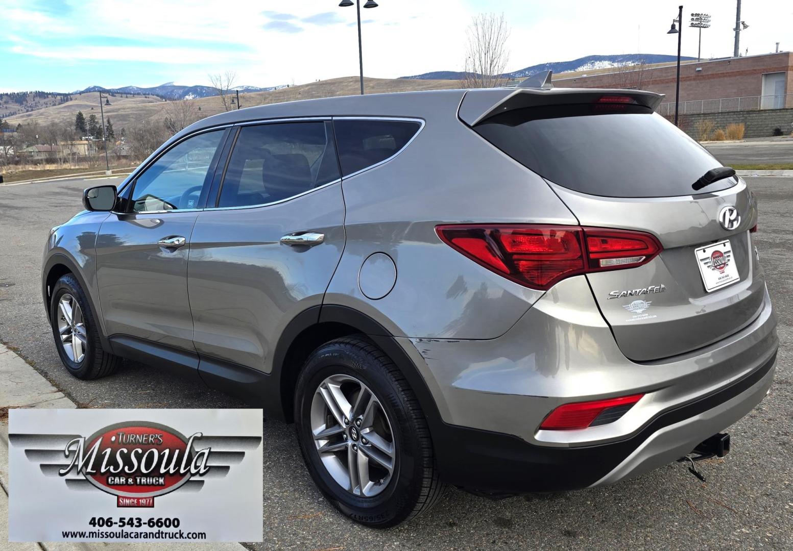 2017 Grey /Tan Hyundai Santa Fe Sport 2.4 AWD (5XYZTDLBXHG) with an 2.4L L4 DOHC 16V engine, 6A transmission, located at 450 N Russell, Missoula, MT, 59801, (406) 543-6600, 46.874496, -114.017433 - Photo#4