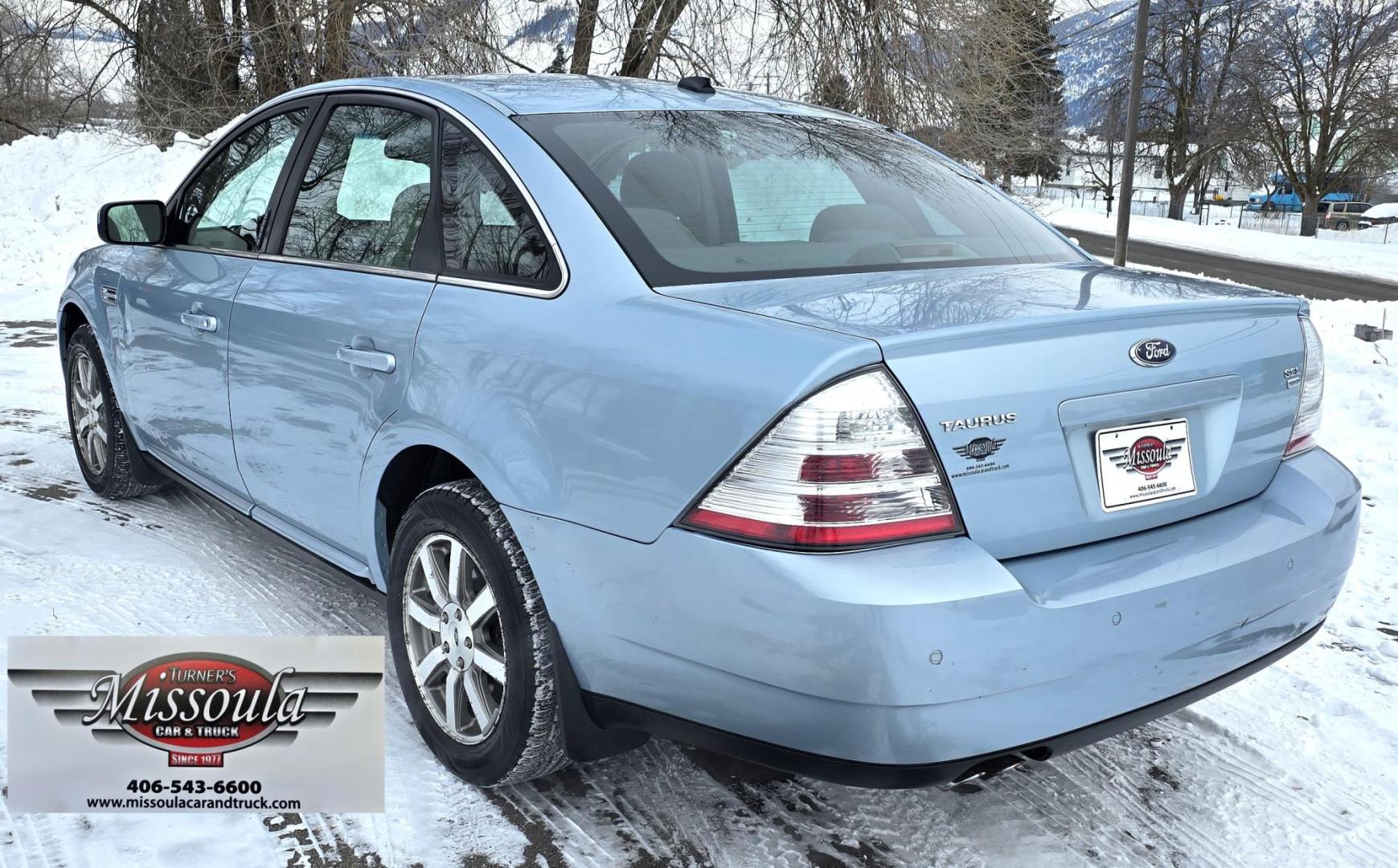 2008 Blue /Tan Ford Taurus SEL AWD (1FAHP27W98G) with an 3.5L V6 DOHC 24V engine, 6-Speed Automatic Overdrive transmission, located at 450 N Russell, Missoula, MT, 59801, (406) 543-6600, 46.874496, -114.017433 - Very Clean 2 Owner AWD Sedan. Only 78K Miles. 3.5L V6 Engine. Power Front Seats. Air. Cruise. Tilt. Power Windows and Locks. AM FM CD Player. - Photo#3