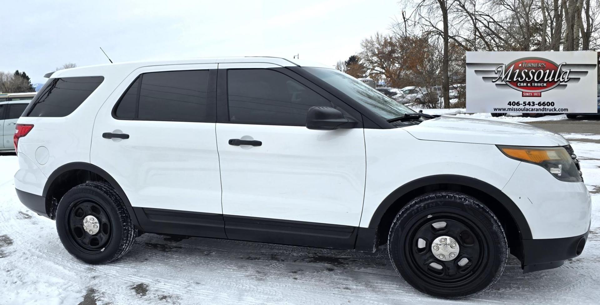 2013 White /Black Ford Explorer Police 4WD (1FM5K8AR5DG) with an 3.7L V6 DOHC 24V engine, 6-Speed Automatic transmission, located at 450 N Russell, Missoula, MT, 59801, (406) 543-6600, 46.874496, -114.017433 - Only 78K Miles! AWD. Police Interceptor. 3.7L V6 Engine. Air. Cruise. Tilt. Power Windows and Locks. AM FM CD Bluetooth. Backup Camera. - Photo#2