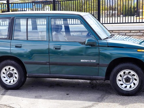 1997 Suzuki Sidekick JX 4-Door 4WD Great For RV Users