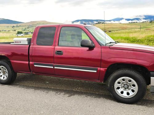 2005 Chevrolet Silverado 1500 Ext. Cab Long Bed 4WD